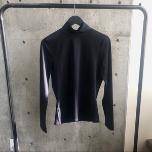 Aritzia Wilfred Black Turtleneck